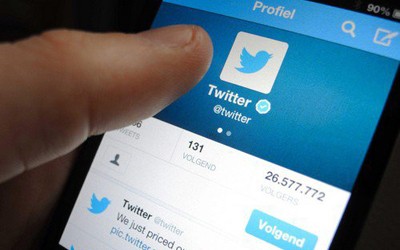 1643 20 a twitter